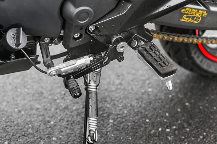 TVS Apache RTR 310 Bi-directional quickshifter TVS Apache RTR 310 Bi-directional quickshifter